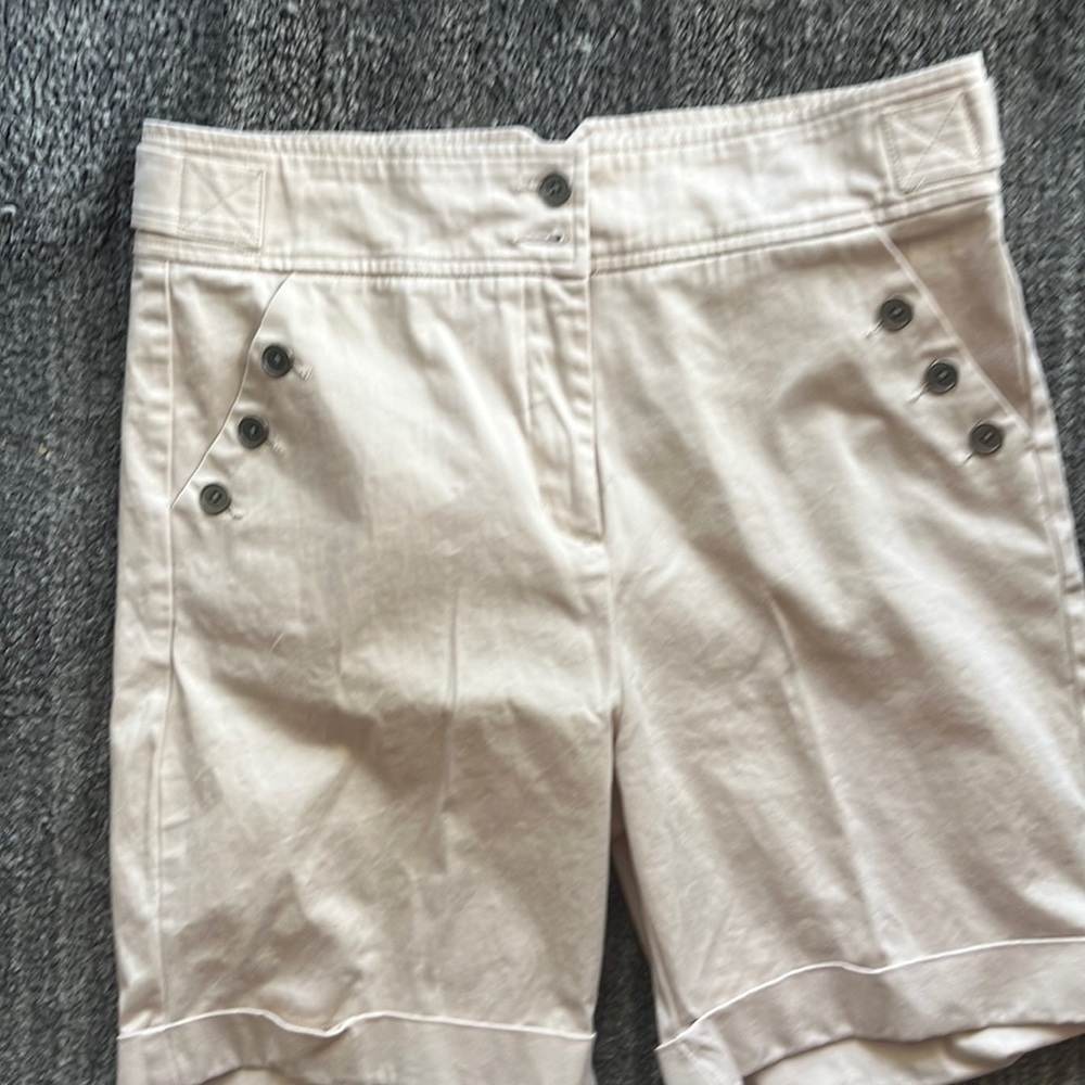 Bella Rose Shorts - Picture 2 of 8